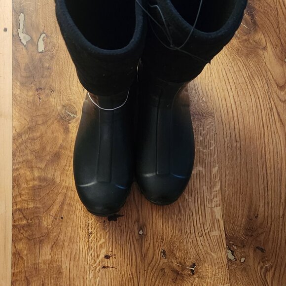 Waterproof Snow and Mud Boots - Picture 6 of 9